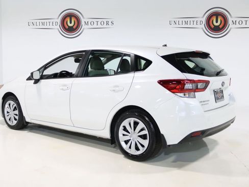 Used 2023 Subaru Impreza 2.0i image 3