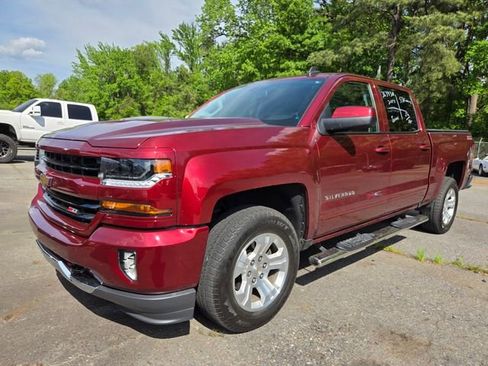 Used 2017 Chevrolet Silverado 1500 LT w/ All Star Edition image 11