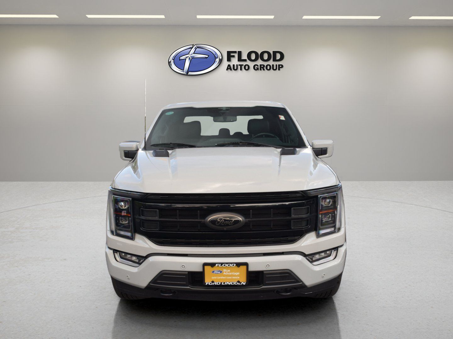 Used 2023 Ford F150 Lariat w/ Equipment Group 502A High AWD/4WD image 2