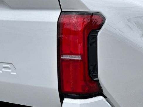 New 2026 Toyota Tacoma SR5 RWD image 31