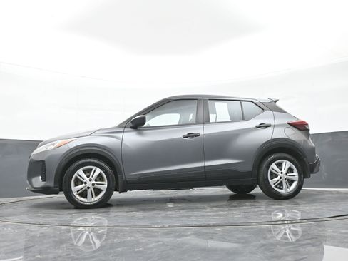 Used 2022 Nissan Kicks S w/ Interior Electronics Package FWD image 44
