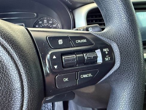Used 2017 Kia Sorento FWD image 20
