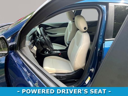 Used 2020 Buick Encore GX Select AWD/4WD image 21