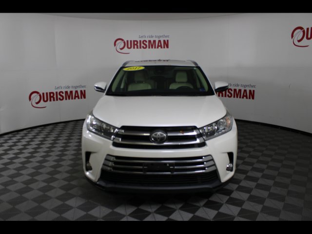 Used 2017 Toyota Highlander Limited w/ Protection Package #3 AWD/4WD image 10
