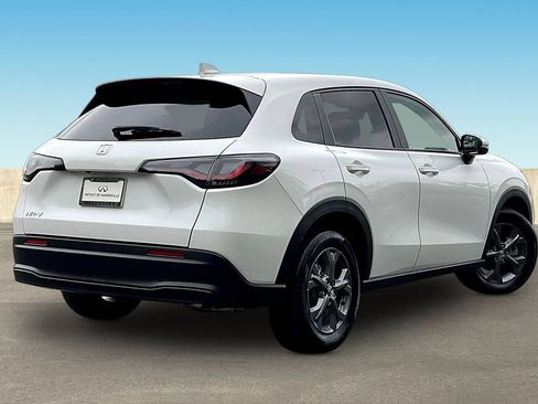 Used 2026 Honda HR-V LX image 5