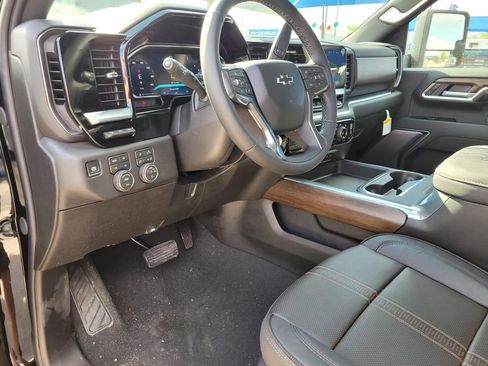 New 2026 Chevrolet Silverado 2500 High Country w/ Midnight Edition AWD/4WD image 11