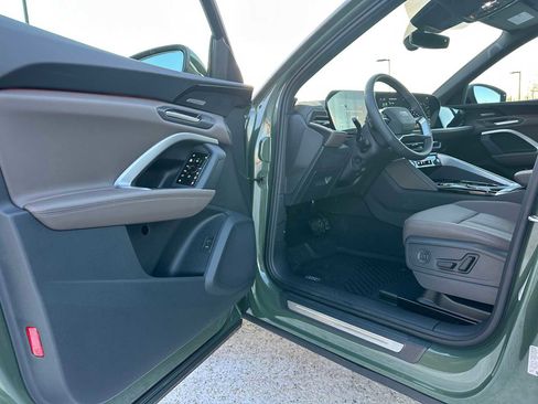 New 2025 Audi Q5 Premium Plus image 19