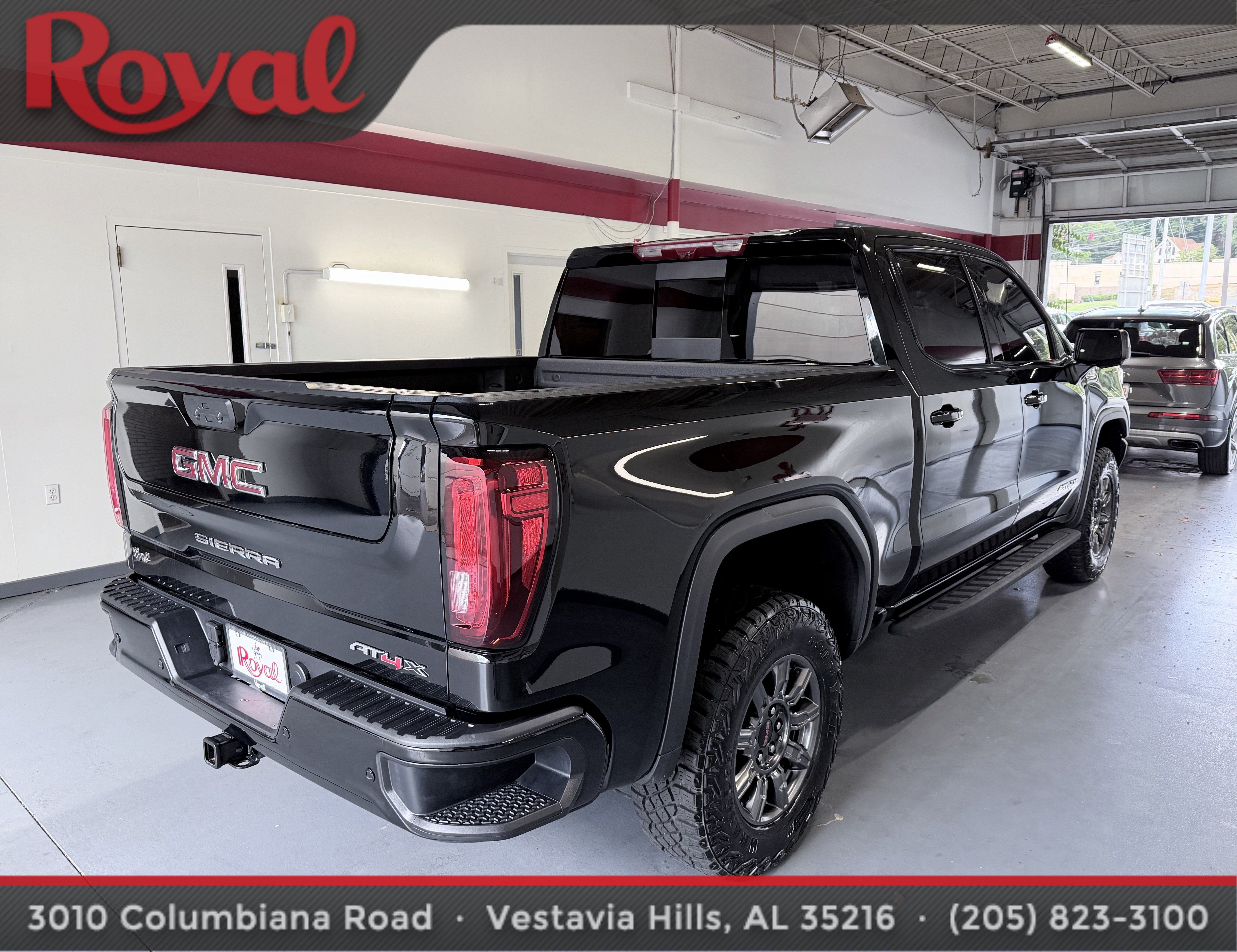 Used 2025 GMC Sierra 1500 AT4X AWD/4WD image 5