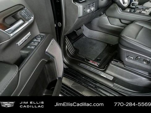 Used 2024 GMC Sierra 1500 Denali w/ Denali Reserve Package image 9