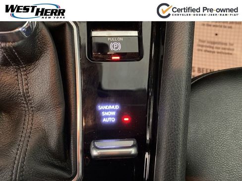 Used 2023 Jeep Compass Altitude w/ Convenience Group image 9