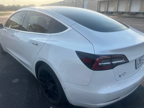 Used 2020 Tesla Model 3 Standard Range Plus RWD image 3