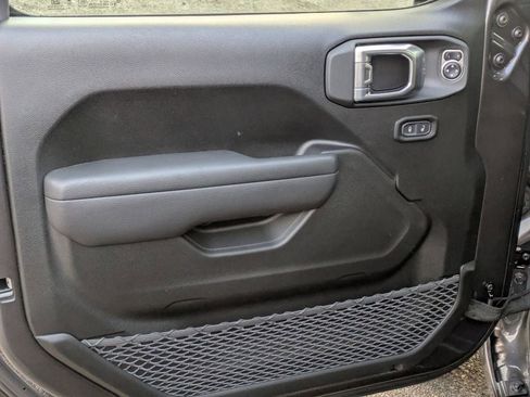 New 2026 Jeep Wrangler Unlimited Sport image 10