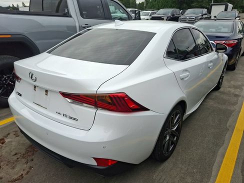 Used 2019 Lexus IS 300 F Sport w/ F Sport Package AWD/4WD image 5