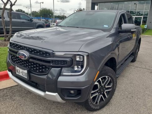 Used 2024 Ford Ranger Lariat w/ FX4 Off-Road Package AWD/4WD image 2