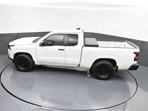 Used 2024 Nissan Frontier S w/ Technology Package image 37