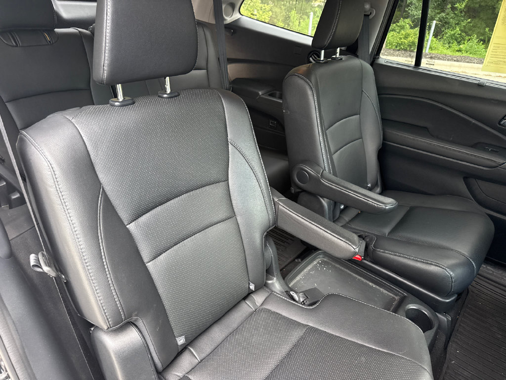 Used 2017 Honda Pilot Elite image 34