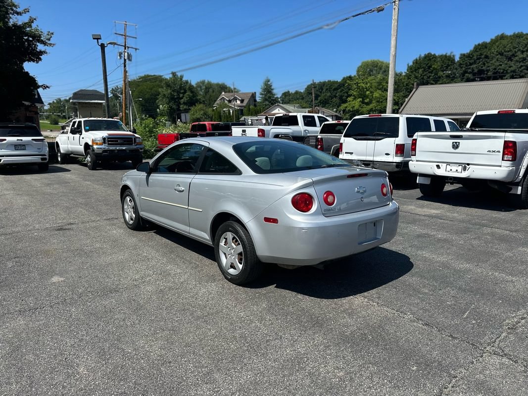 Used 2007 Chevrolet Cobalt LS FWD image 3