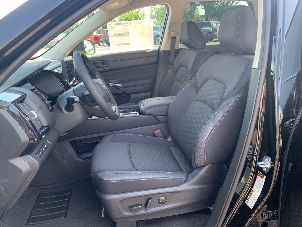 New 2026 Nissan Pathfinder SV FWD image 18