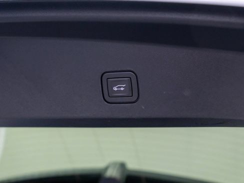 Certified 2026 Cadillac Lyriq Signature Sport w/ Nappa Leather Package AWD/4WD image 33