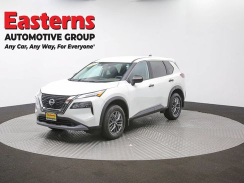 Used 2023 Nissan Rogue S AWD/4WD image 55