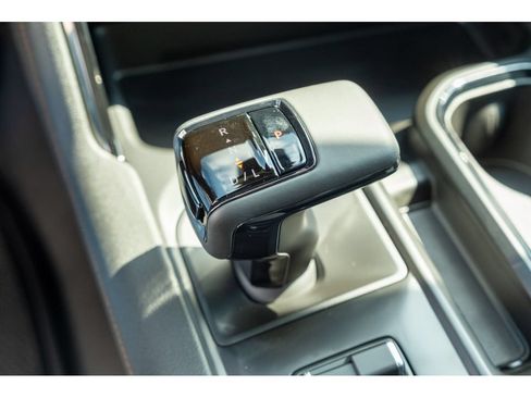 New 2026 GMC Sierra 1500 AT4 w/ AT4 Premium Package AWD/4WD image 27