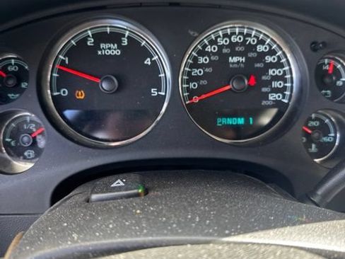 Used 2009 Chevrolet Silverado 3500 LTZ AWD/4WD image 11