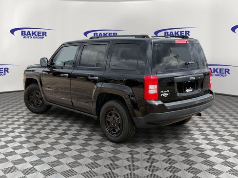 Used 2017 Jeep Patriot Sport AWD/4WD image 3