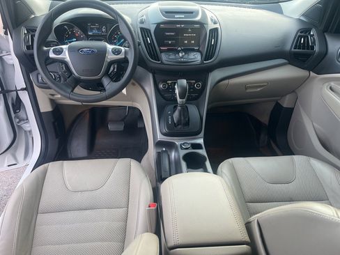 Used 2014 Ford Escape SE w/ SE Chrome Package image 16