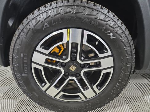 Used 2022 Rivian R1S Launch Edition image 12