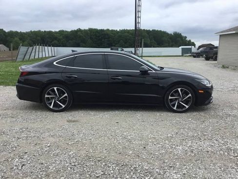 Used 2022 Hyundai Sonata SEL Plus FWD image 2