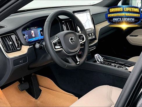 New 2026 Volvo XC60 B5 Core w/ Climate Package AWD/4WD image 31