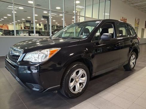 Used 2016 Subaru Forester 2.5i AWD/4WD image 3