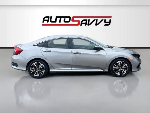 Used 2019 Honda Civic Sport image 8
