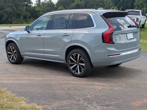 Used 2026 Volvo XC90 B5 Core AWD/4WD image 6