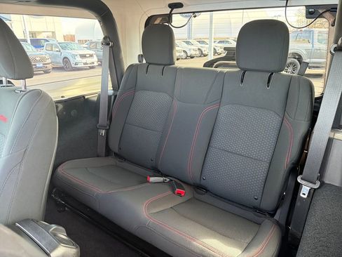 Used 2019 Jeep Wrangler Rubicon w/ LED Lighting Group image 24