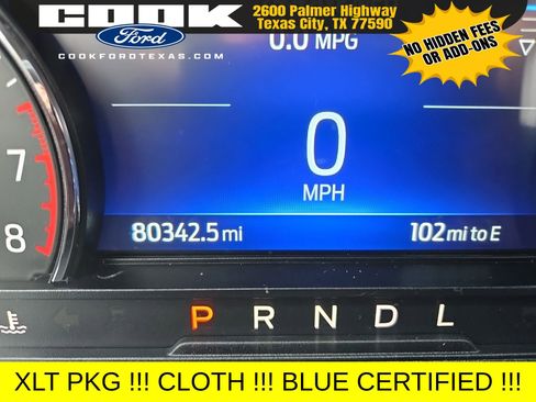 Used 2022 Ford Explorer XLT image 3