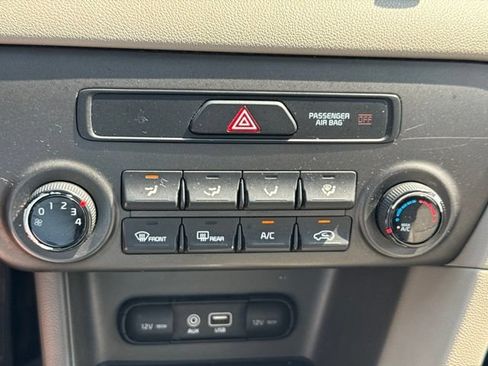 Used 2017 Kia Sportage LX FWD image 17
