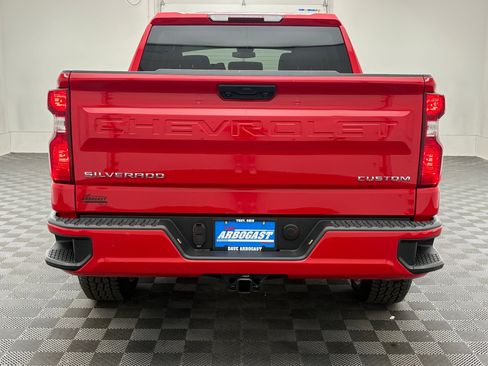 Used 2023 Chevrolet Silverado 1500 Custom AWD/4WD image 7