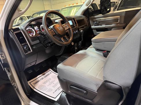 Used 2017 RAM 3500 Tradesman w/ Chrome Appearance Group AWD/4WD image 3