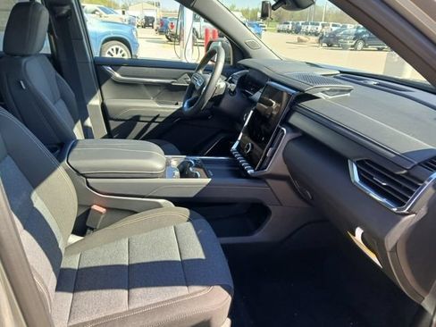 New 2026 GMC Acadia Elevation AWD/4WD image 22