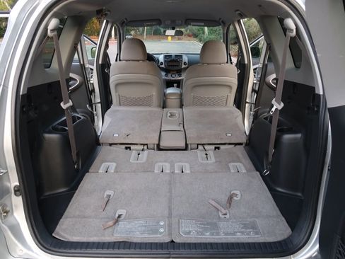 Used 2008 Toyota RAV4 Limited image 23