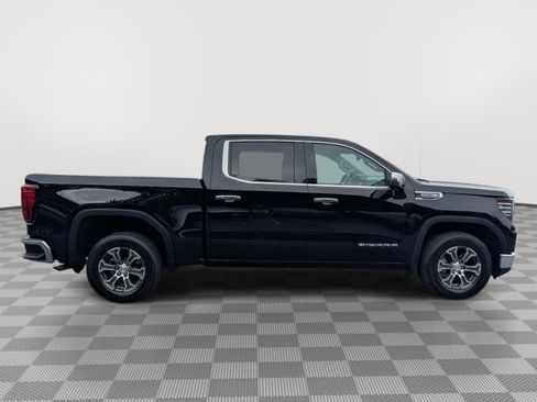 Used 2025 GMC Sierra 1500 SLT RWD image 6