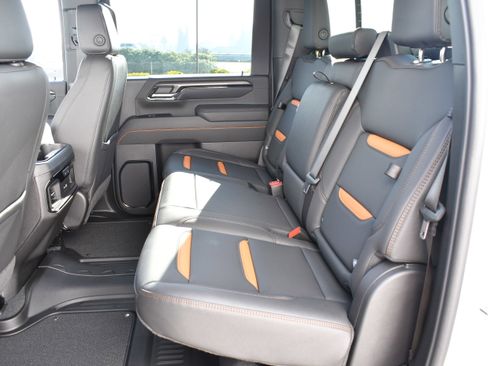 New 2026 GMC Sierra 2500 AT4 w/ AT4 Premium Plus Package image 23