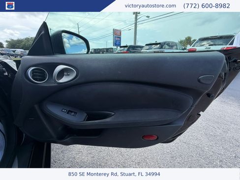 Used 2010 Nissan 370Z Touring w/ Sport Pkg RWD image 18