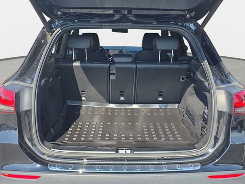 Used 2023 Mercedes-Benz GLA 250 4MATIC image 12