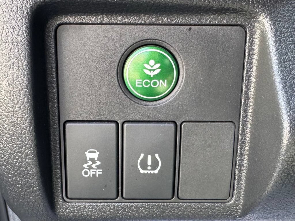Used 2018 Honda HR-V EX image 26