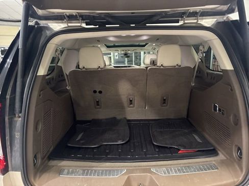 Used 2021 GMC Yukon XL Denali w/ Denali Premium Package image 36