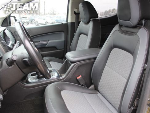 Used 2018 Chevrolet Colorado Z71 image 13