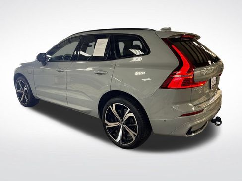 Certified 2025 Volvo XC60 T8 Ultra w/ Protection Package Premier AWD/4WD image 4