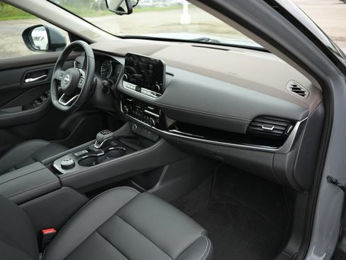 Used 2023 Nissan Rogue SL w/ SL Premium Package AWD/4WD image 54